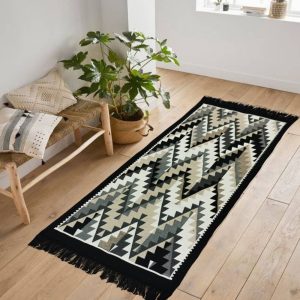 Covor tesut, cu doua fete, dimensiunea 80x200cm H24S